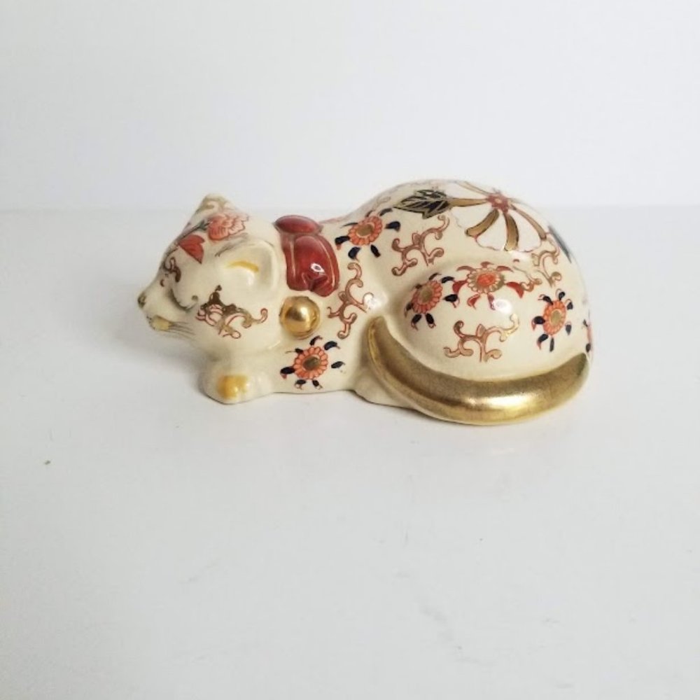 Vintage Takahashi San Francisco Hand Painted Sleeping Cat Figurine
